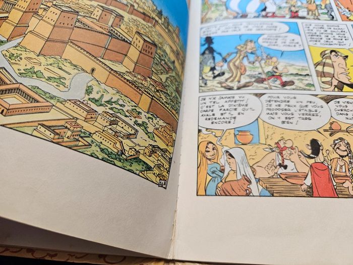 BD.
"L'Odyssée d'Astérix", de R. Groscinny et A. Uderzo.
50 pages.
ISBN : 2.86497.004.X - photo numéro 6
