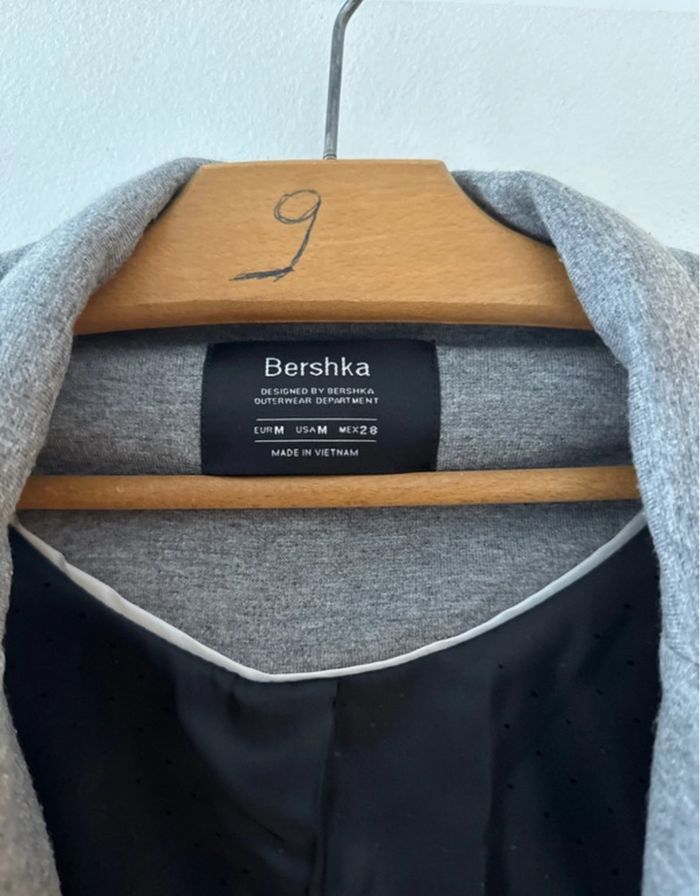 Blazer Bershka Taille M - photo numéro 4