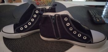 Baskets montantes bleu marine neuves