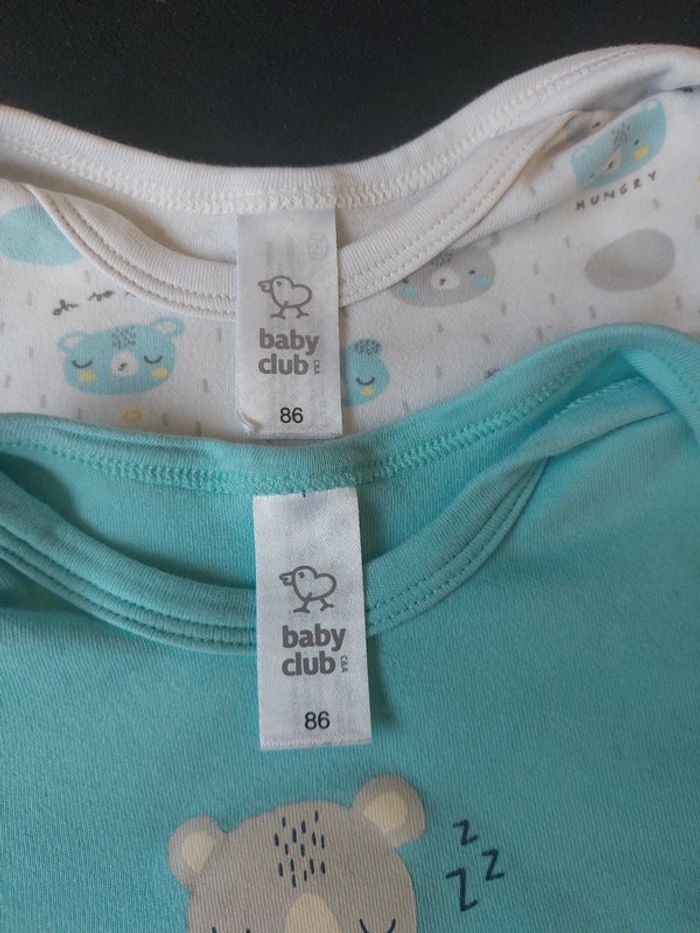 Lot de 2 bodies H&M taille 24 mois (86 cm) - photo numéro 5
