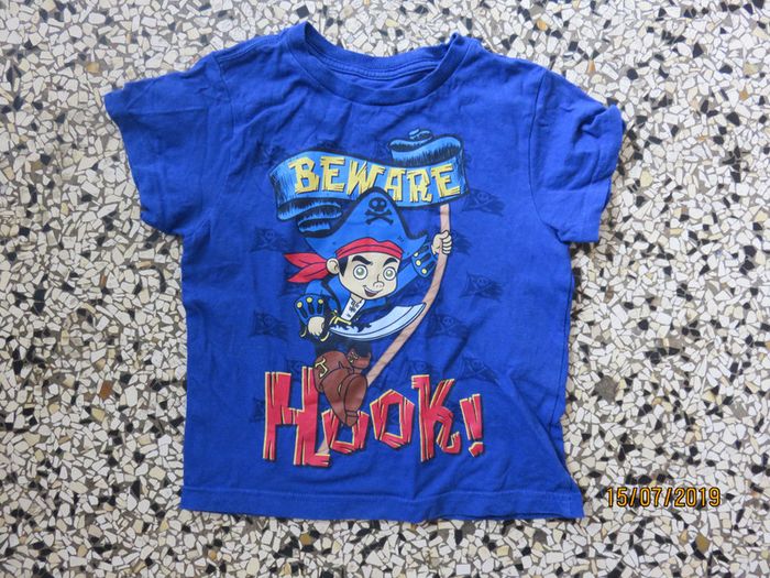 t-shirt taille 4 ans disney jack le pirate