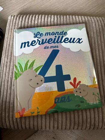 Le monde merveilleux de mes 4 ans excellent état