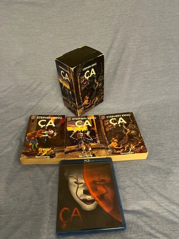 Coffret 3 livres de poche de Stephen King Ça et dvd blu ray