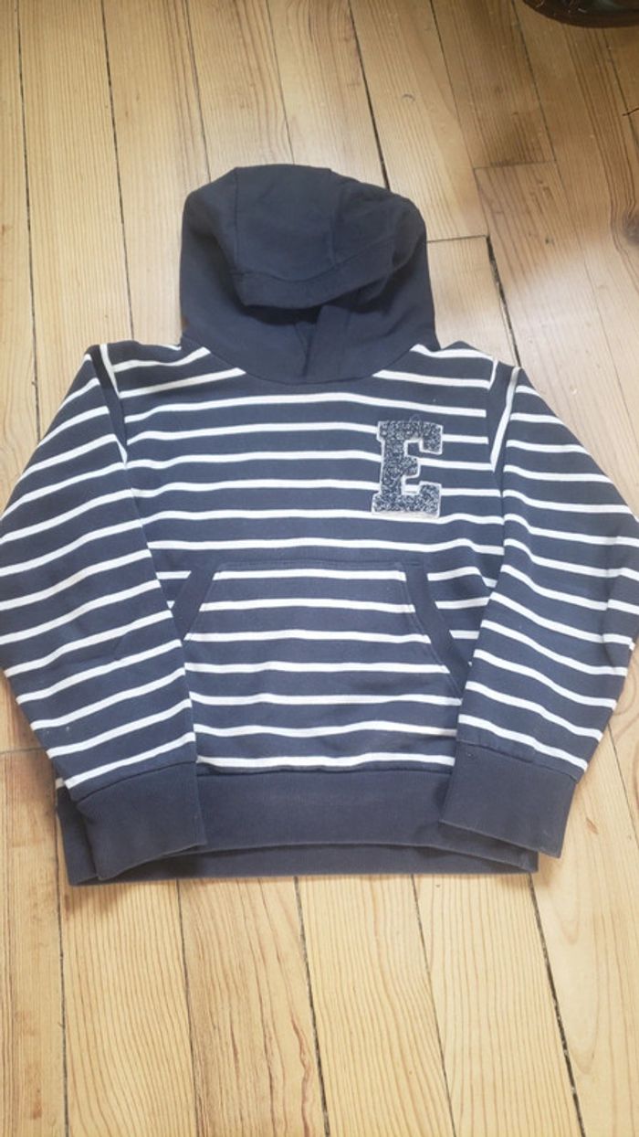 Pull à capuche 10 ans