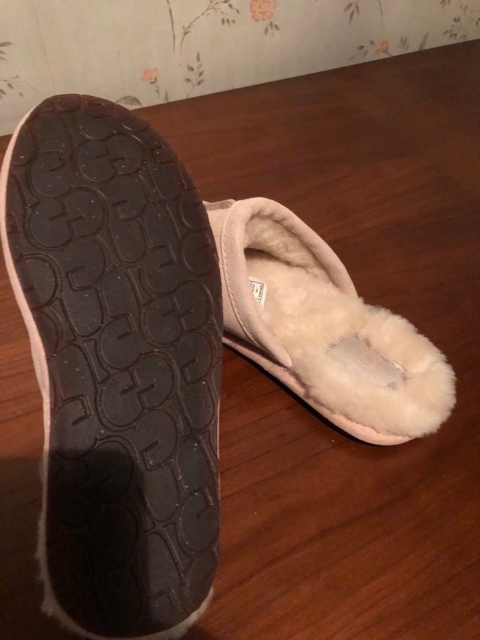 Chaussons ugg taille 36 - photo numéro 4