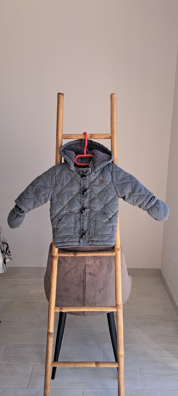 Manteau à capuche Tape à l'œil Taille 9 mois