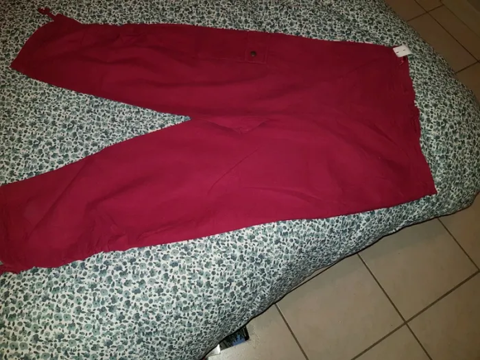 Pantalon de grossesse T. 38 - photo numéro 2