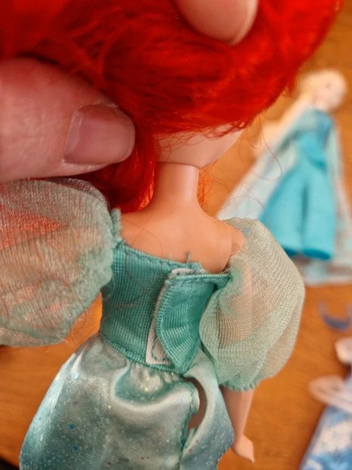 Gros lot de barbies - photo numéro 13