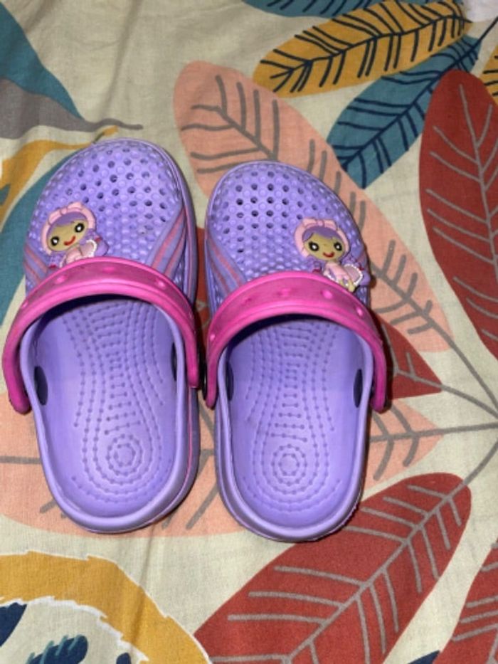 Crocs