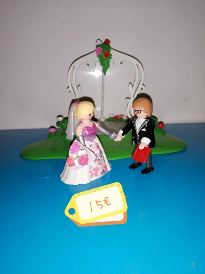 Thème* personnage & végétation / mariés - photo numéro 2