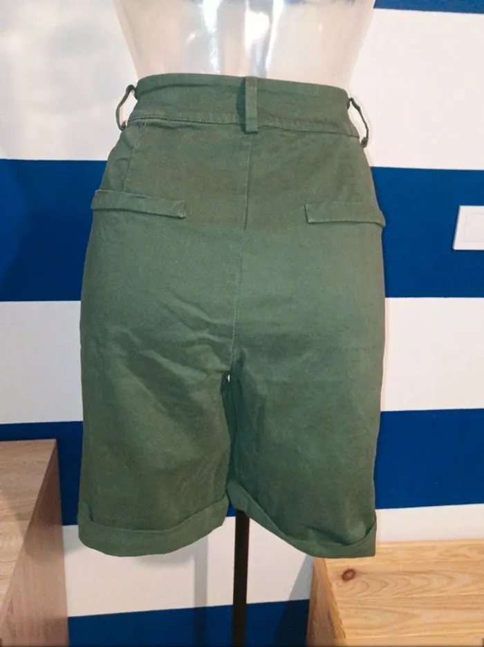 Short long à revers vert Wiya femme taille 40 - photo numéro 3