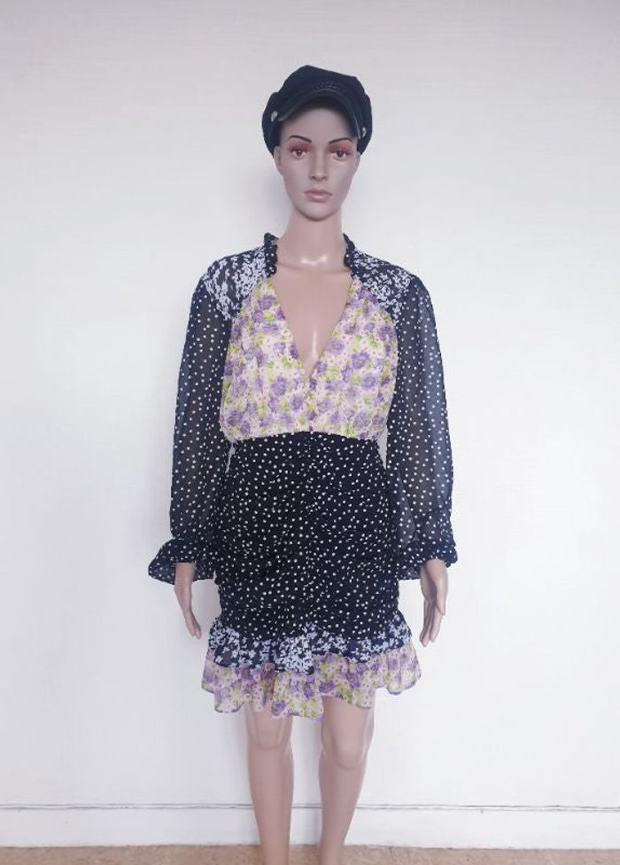 Magnifique robe à pois fleurie