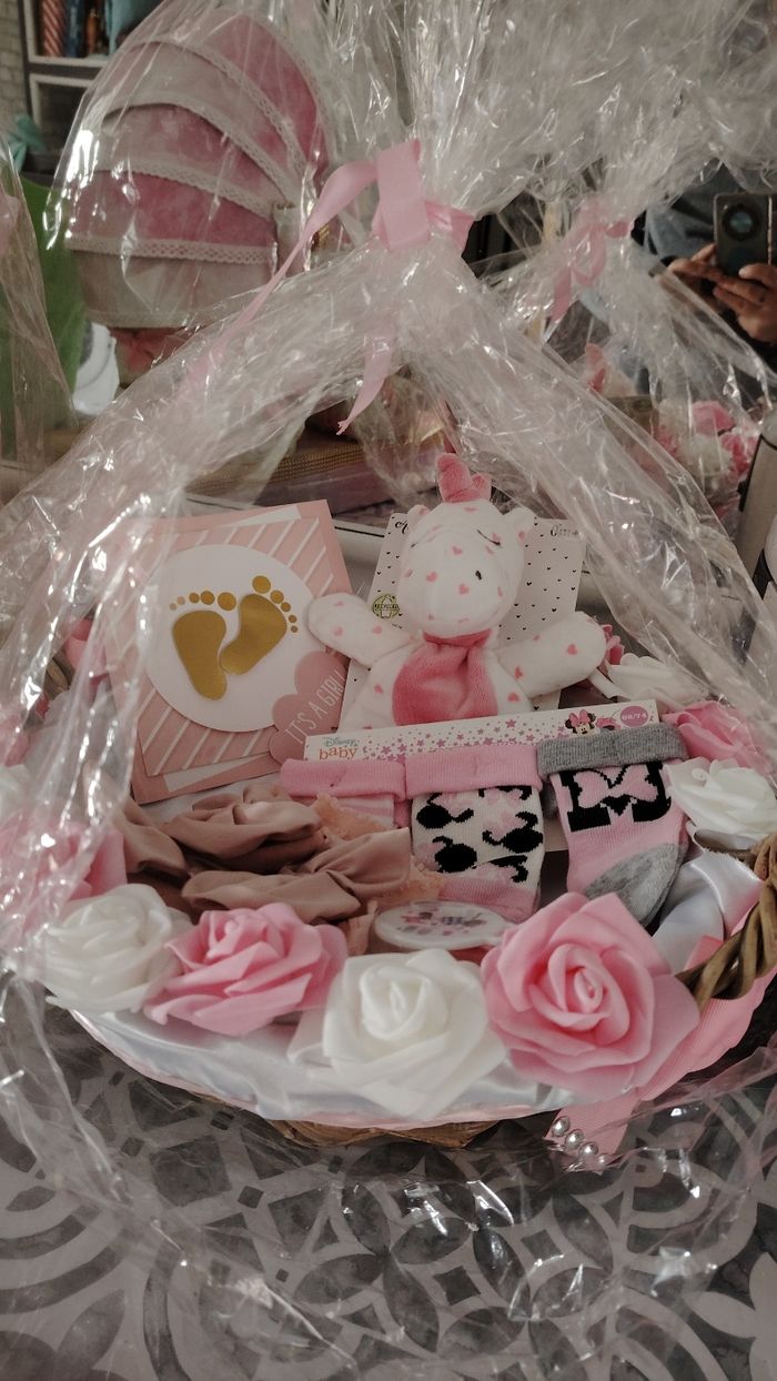 Panier cadeau naissance fille - photo numéro 2