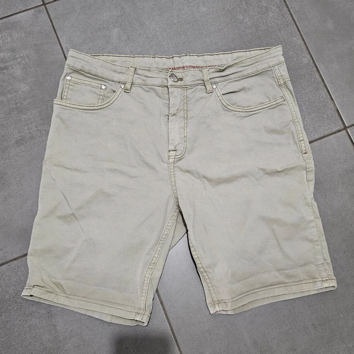 Bermuda Zara homme