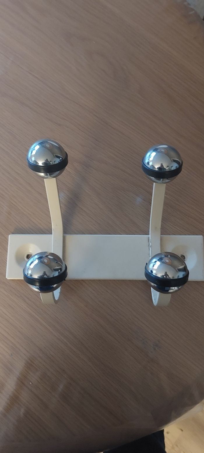 Patère ou porte-manteau mural vintage - photo numéro 2