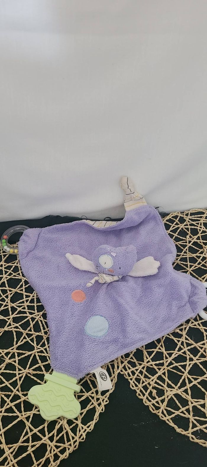 Doudou CP International Chat Plat Carré Biolet Dentition Anneau Billes Vert