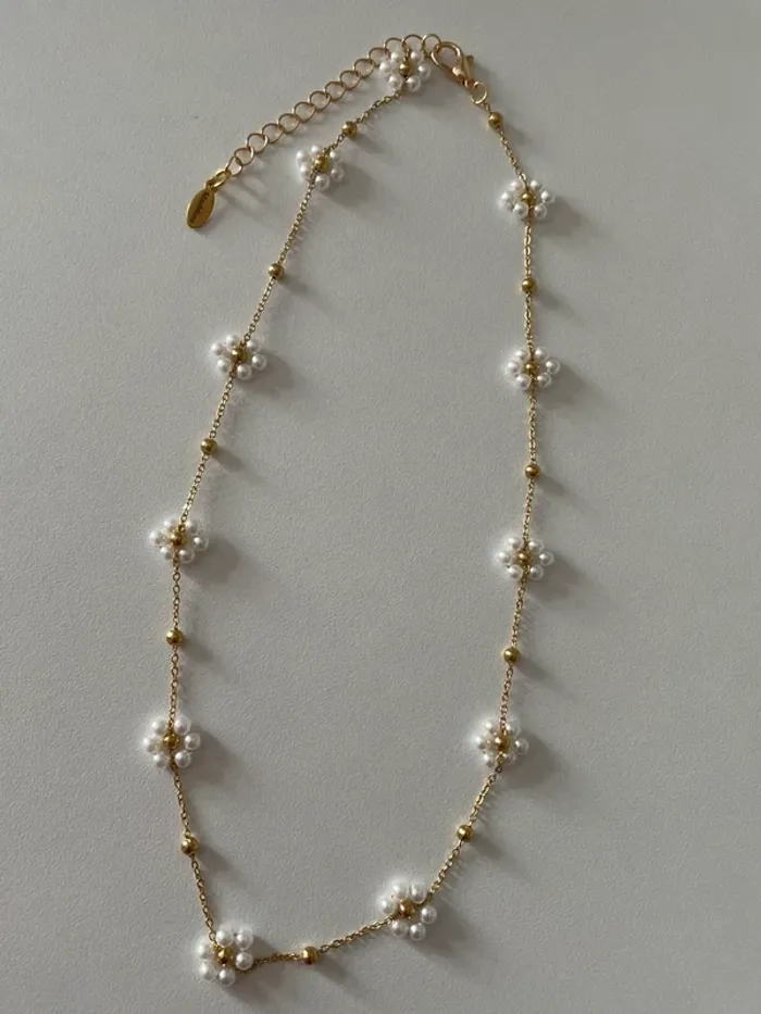 Collier fin doré MaxMara à fleurs en perles artificielles - photo numéro 6