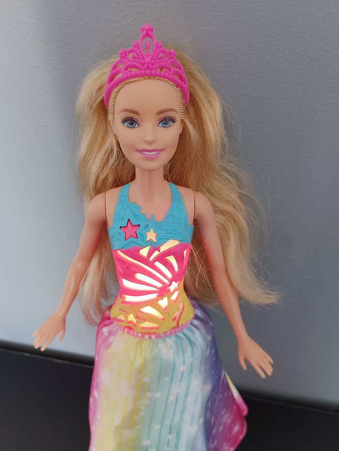 Barbie Dreamtopia Princesse Arc en Ciel - photo numéro 4
