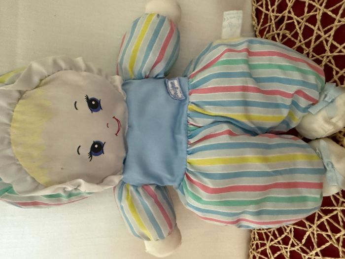 Doudou poupée chiffon rayé bleu rose vert jaune BOULGOM