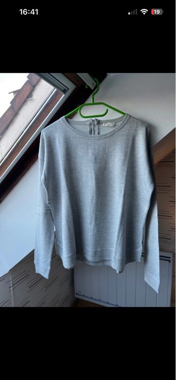 Pull H&M gris taille XS / 34 col rond  15% laine 