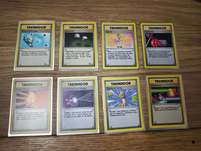 Lot cartes Pokemon portugaises