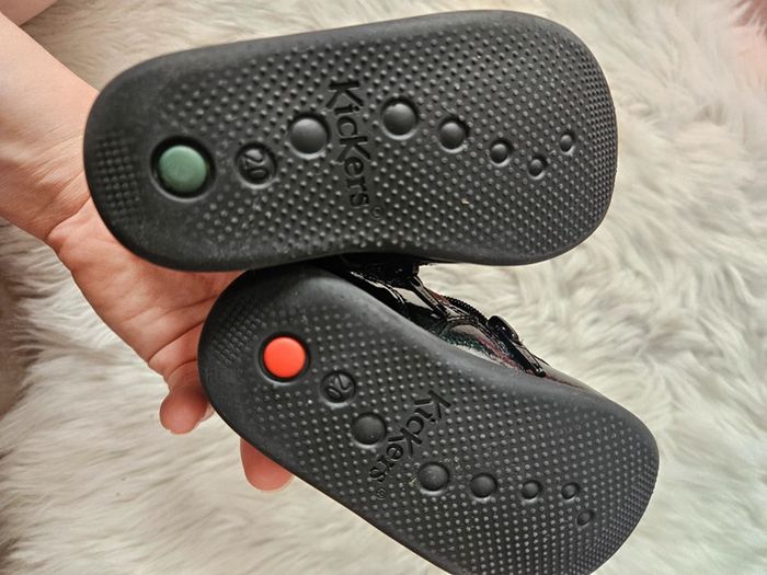 Kickers vernies noires bébé - Taille 20 - photo numéro 3