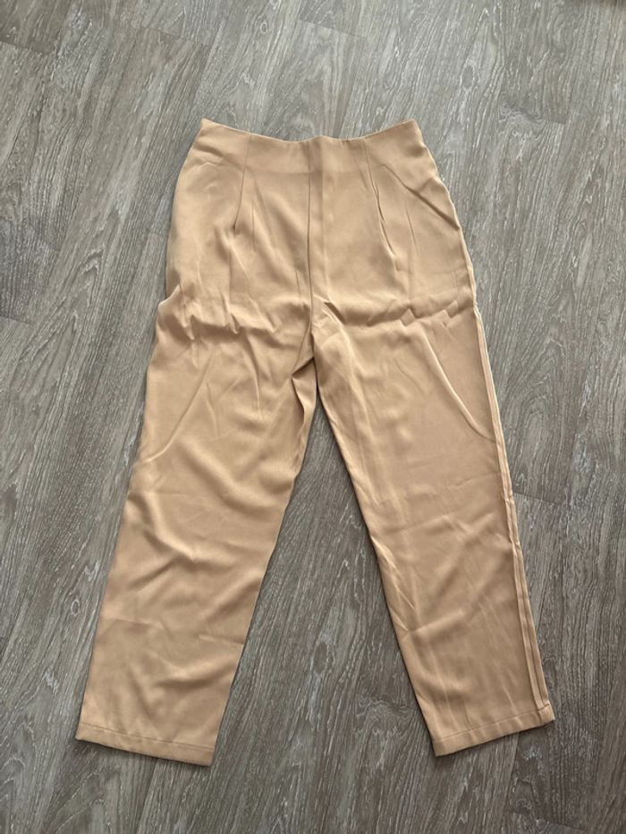 Pantalon beige - photo numéro 2