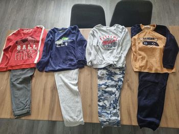Lot de 4 pyjamas