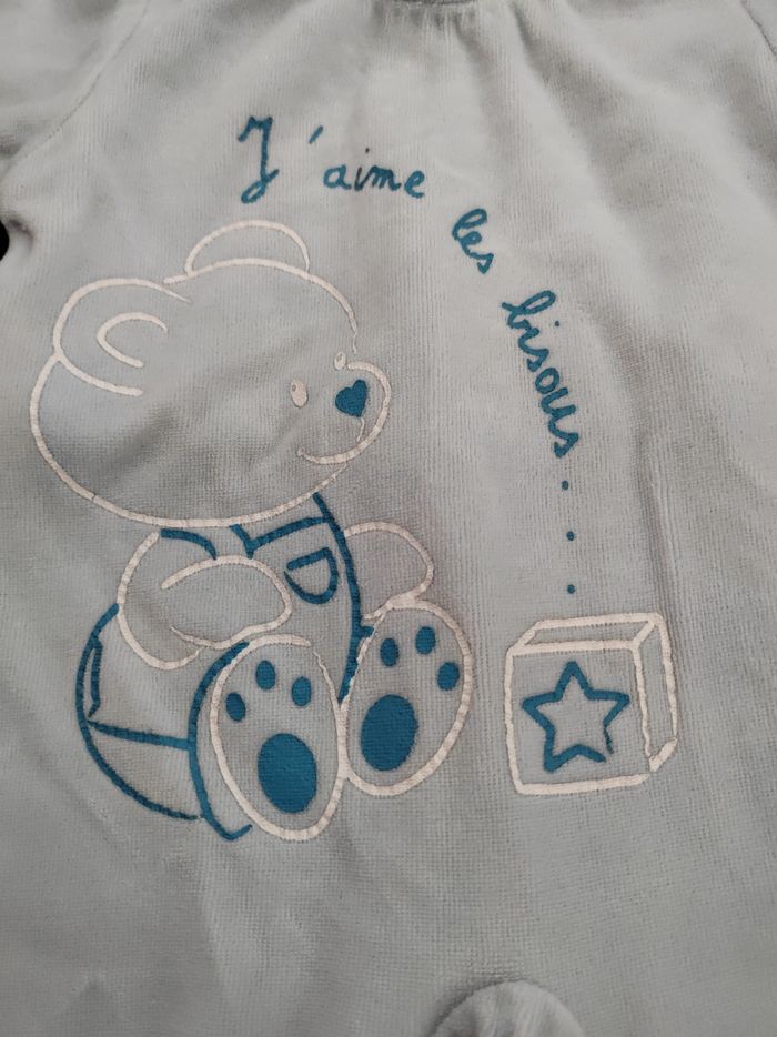 Pyjama 1 mois ( petit kimbaloo) - photo numéro 2