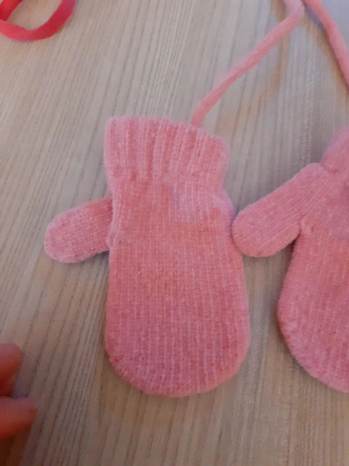 Lot de 2 paires de gants bébé - photo numéro 4
