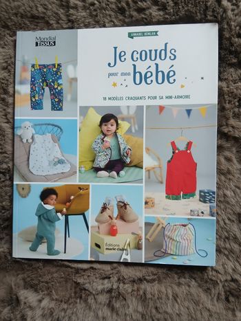 Neuf: Livre "18 créations  à coudre pour bébé"
