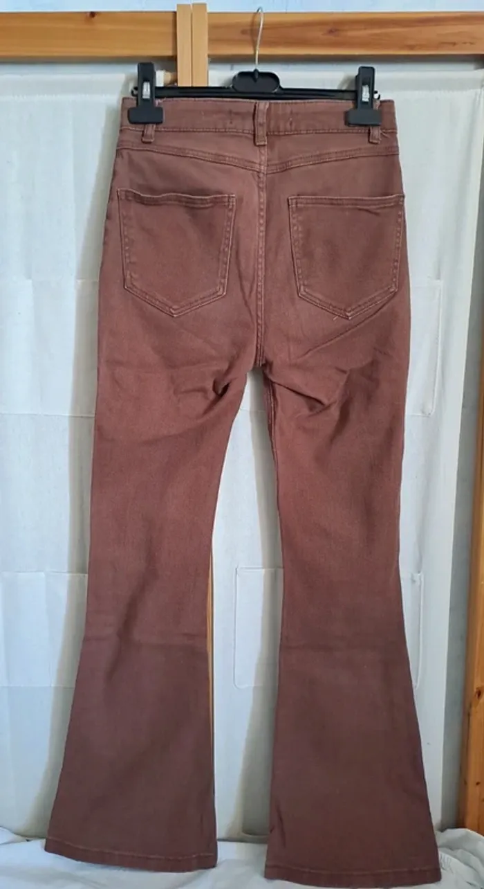 Pantalon patte d'éléphant/ Pantalon slim évasé/ Pantalon flare / Jeans marron - photo numéro 2