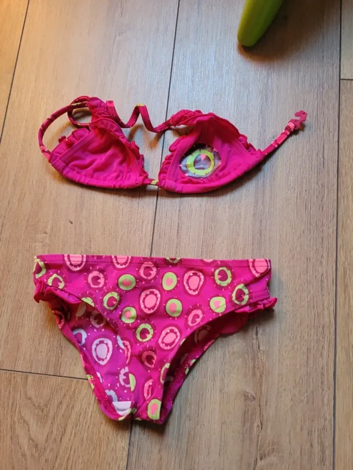 Maillot de bain 6 ans tbe
