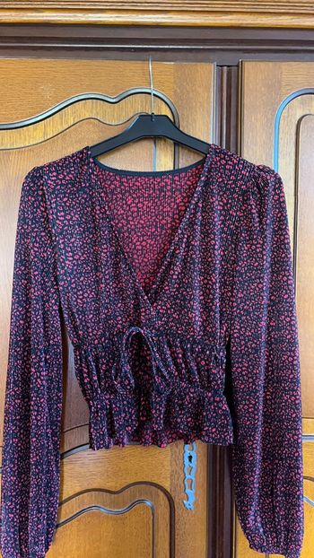 blouse zara rouge et noir xs