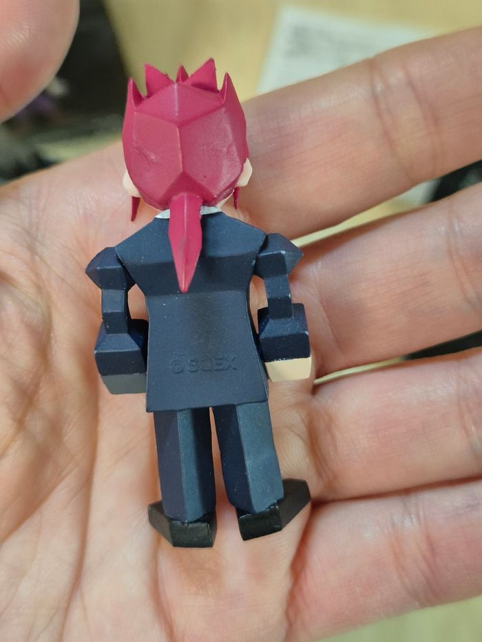 Figurine Polygones Final Fantasy VII : Reno - photo numéro 4