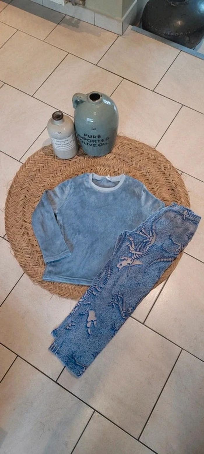 Pyjama 2 pièces garçon Taille 9 ans