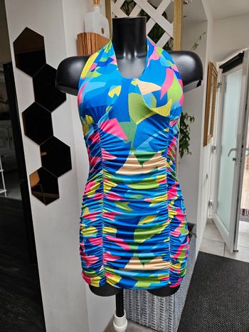 New collection robe courte multicolore taille L