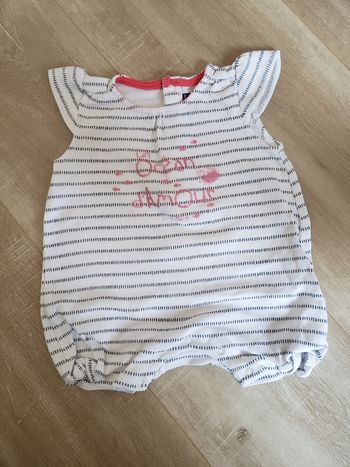 Barboteuse taille 3mois