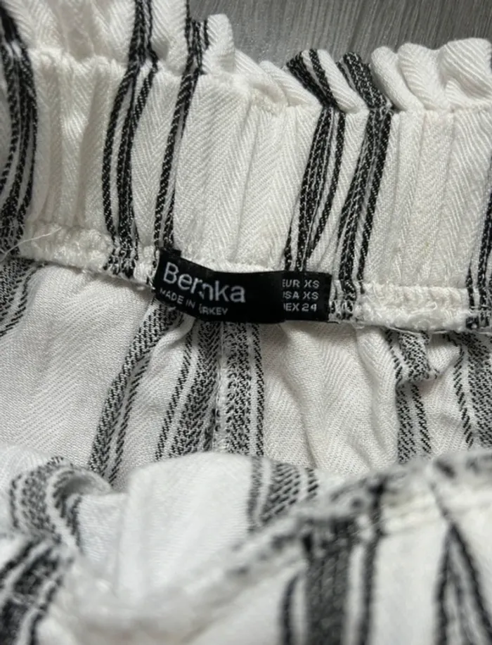 Pantalon léger Bershka taille XS - photo numéro 3