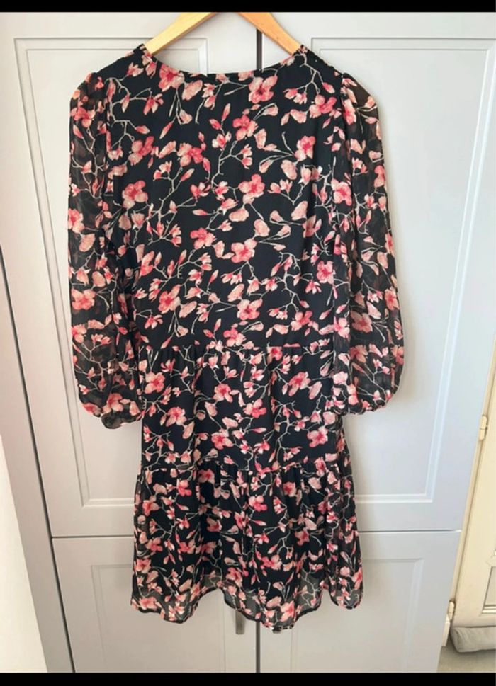Robe fleurie cache cœur Vero Moda - photo numéro 3