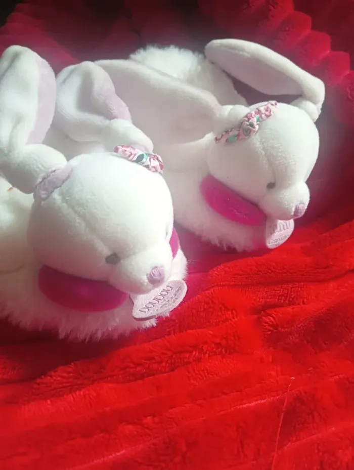 Chaussons naissance lapin doudou et compagnie - photo numéro 2
