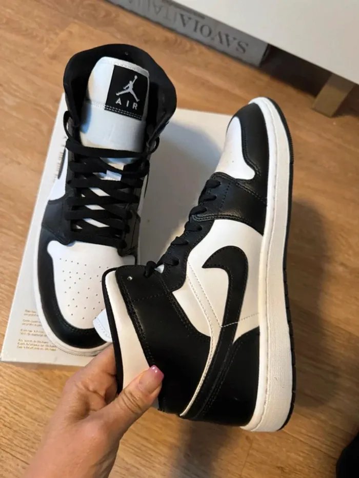 Baskets sneakers montantes Nike air Jordan - photo numéro 6