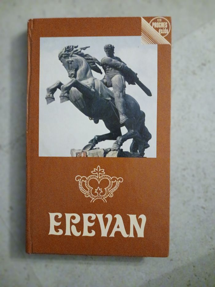 livre Erevan Progrès guide