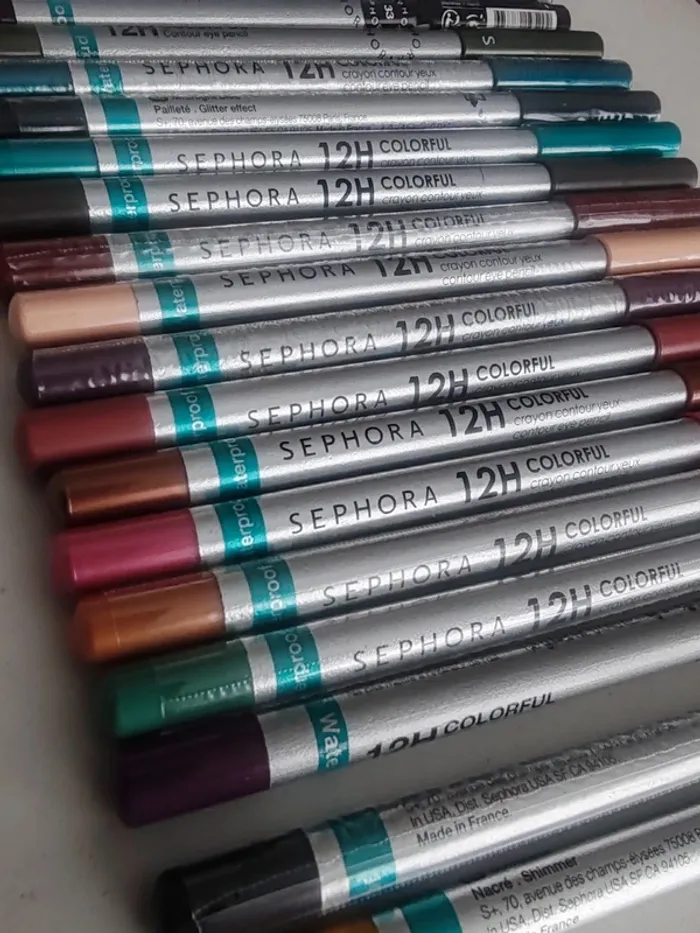 Crayon contour des yeux waterproof - photo numéro 2