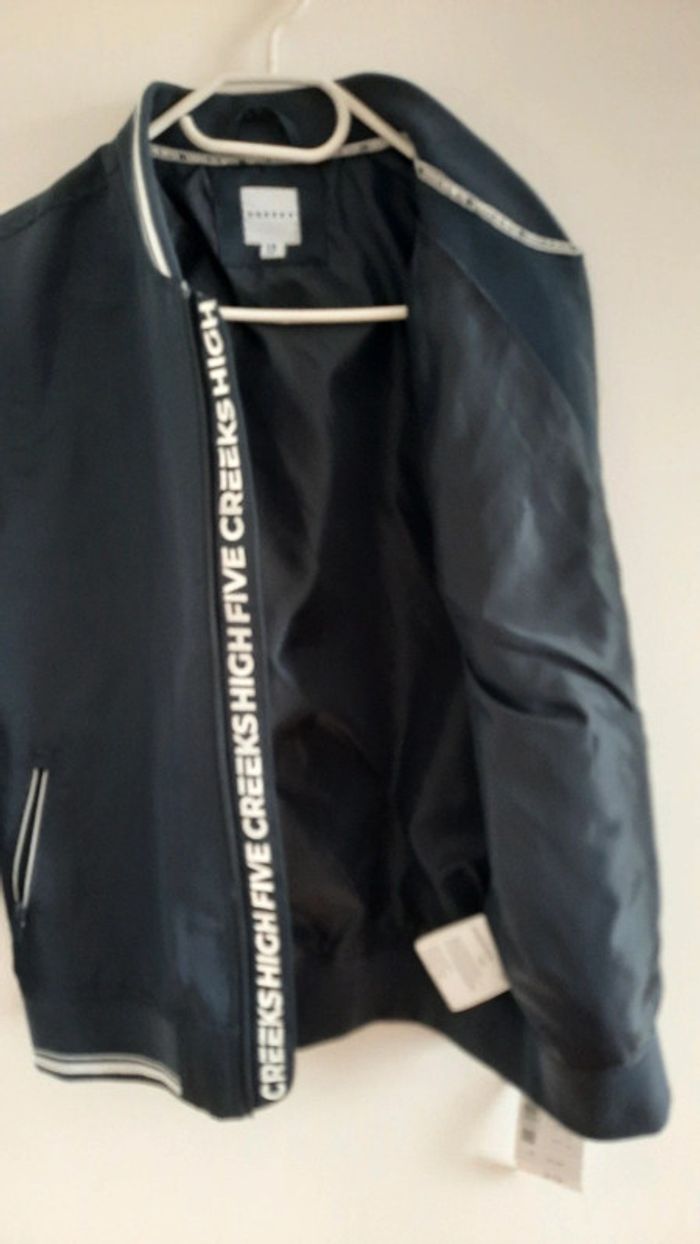 Blouson Creeks neuf Taille 14 ans - photo numéro 4