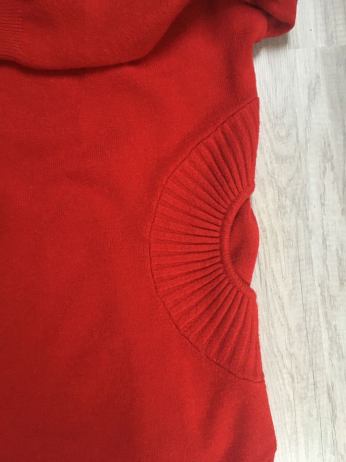 Pull EVIS  long Rouge T S/M - photo numéro 4