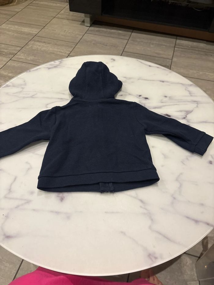 Gilet à capuche bleue - photo numéro 2