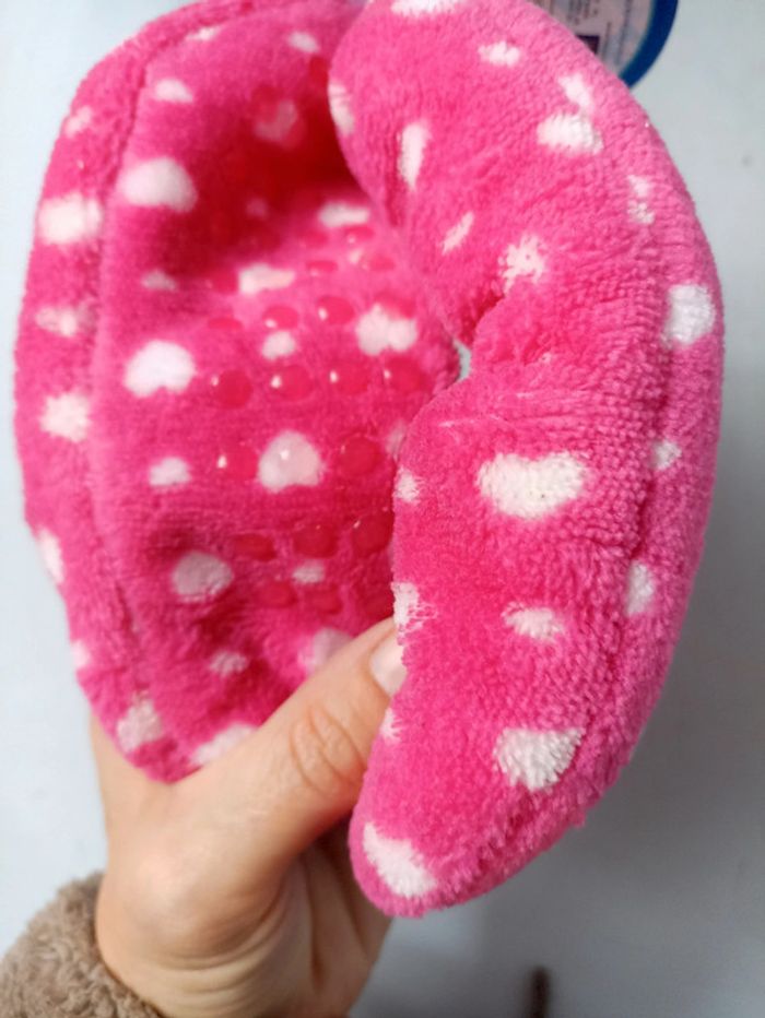 Chaussons super wings taille 27 28 - photo numéro 3