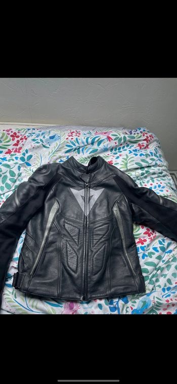 Veste en cuir dainese