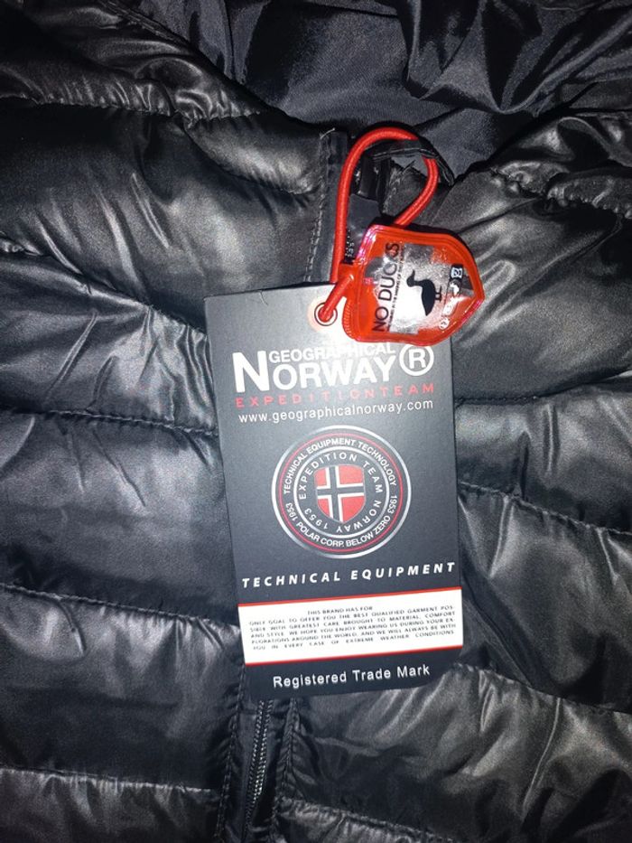 Doudoune Geographical Norway taille M - photo numéro 2